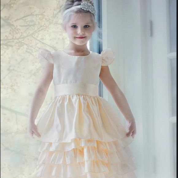 ✨️✨️ Host Pick ✨️✨️Think Pink Bows Sabrina Flower Girl Dress Ivory - Picture 3 of 6